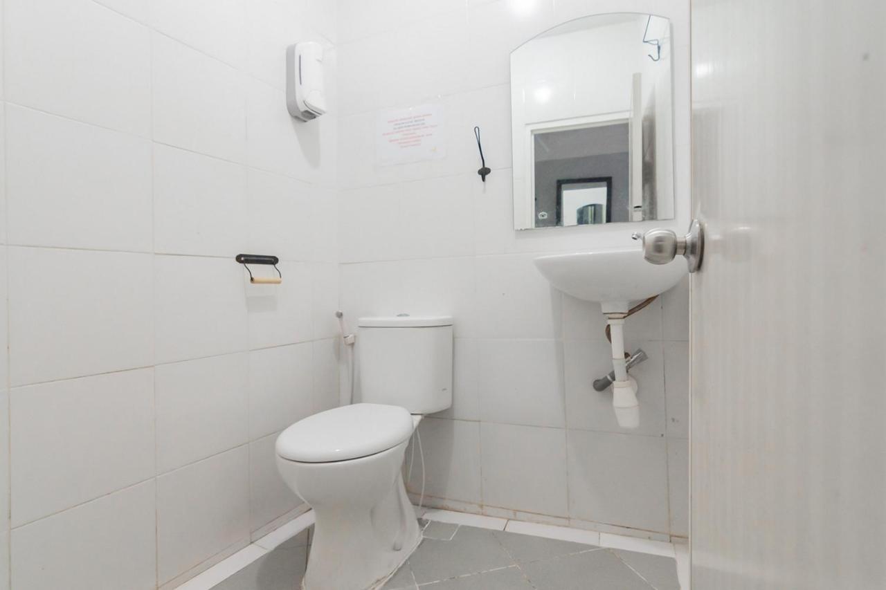 Reddoorz At Sani Guest House Balikpapan المظهر الخارجي الصورة