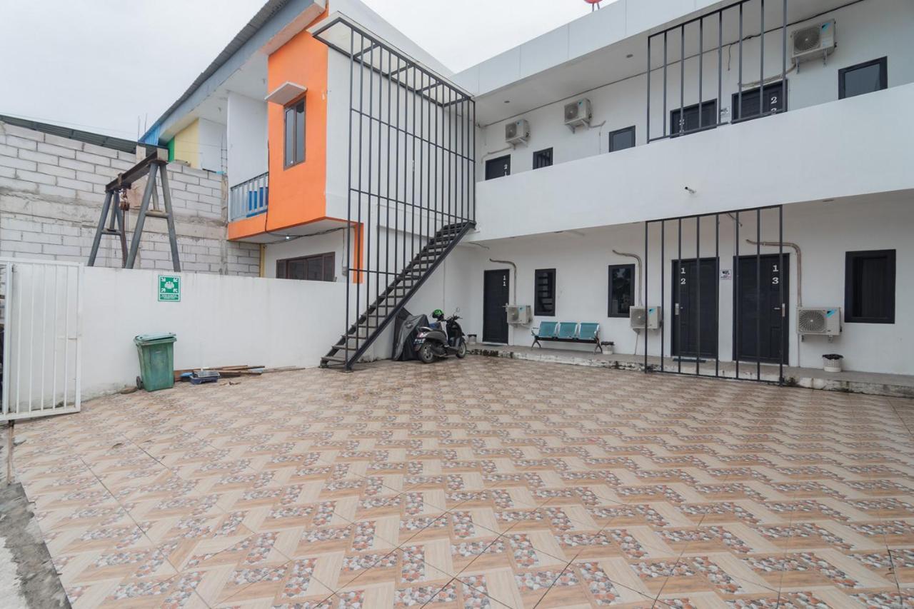 Reddoorz At Sani Guest House Balikpapan المظهر الخارجي الصورة